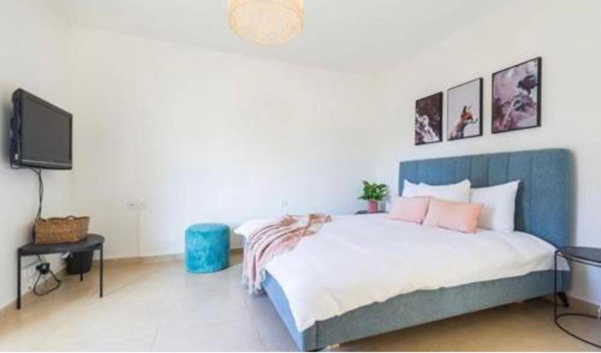 Apartment In Rehavia Jerusalem Exterior photo